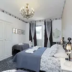 Apartment Marrucini Rome